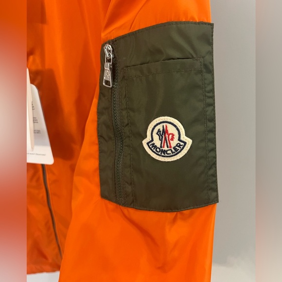 Moncler Enfant Logo Patch Zip Up Jacket with Hood - NWT. Size 12. - Picture 6 of 10